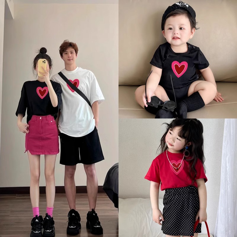 婴儿百日照亲子装2025夏装新款t恤一家三口宝宝爬服母子女全家福