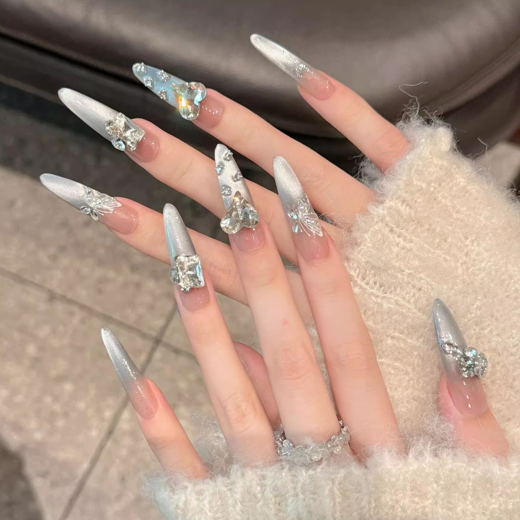 【海洋精灵】高级感纯手工穿戴美甲超长款爱心钻新娘婚甲显白新款