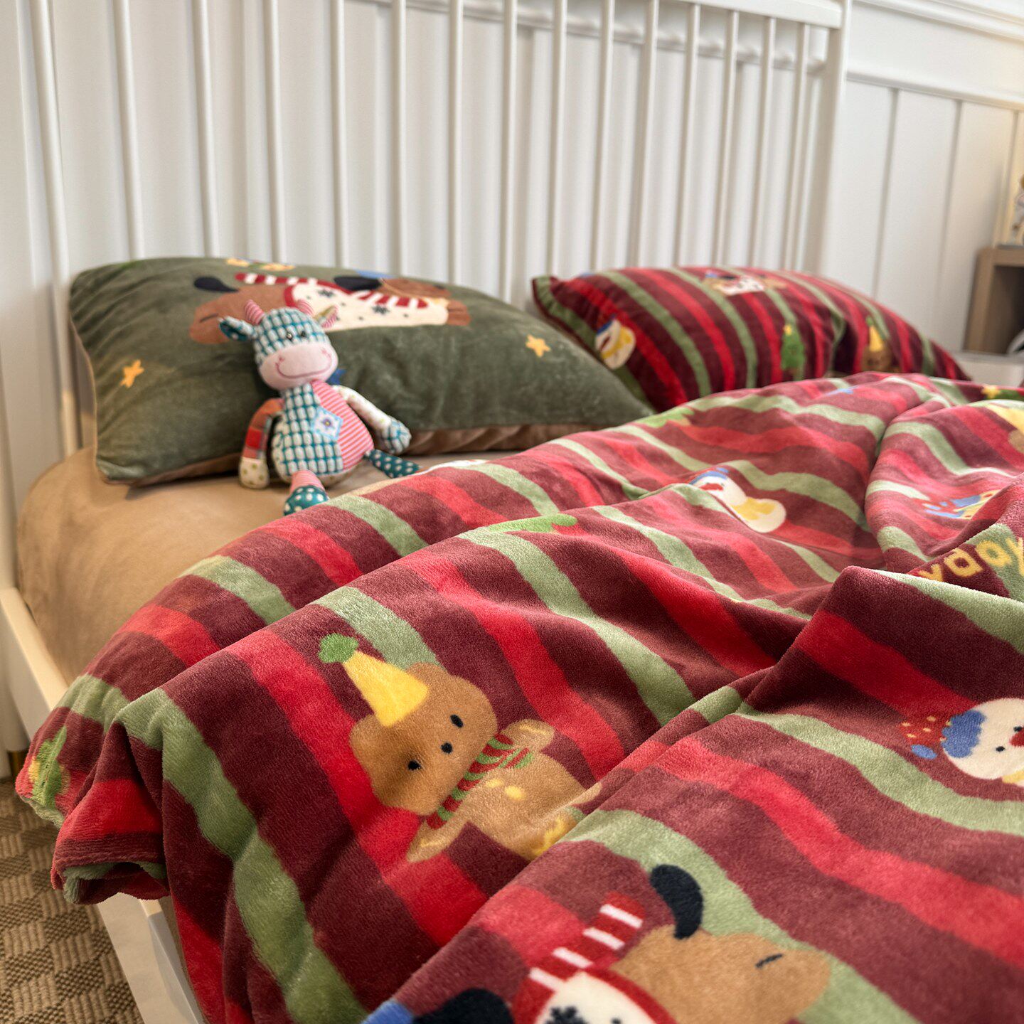 秋冬季红色条纹圣诞节加厚保暖牛奶绒四件套珊瑚绒法兰绒被套床品