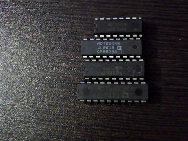 AD7574JN AD7574KN DIP18数模转换器-DAC芯片 进口原装实货