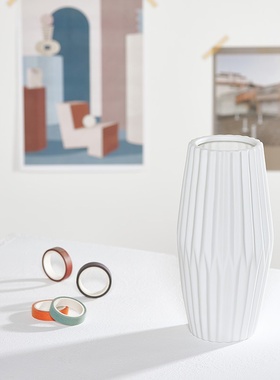 简约陶瓷花瓶白色小清新干花满天星现代客厅北欧摆件花插家居装饰