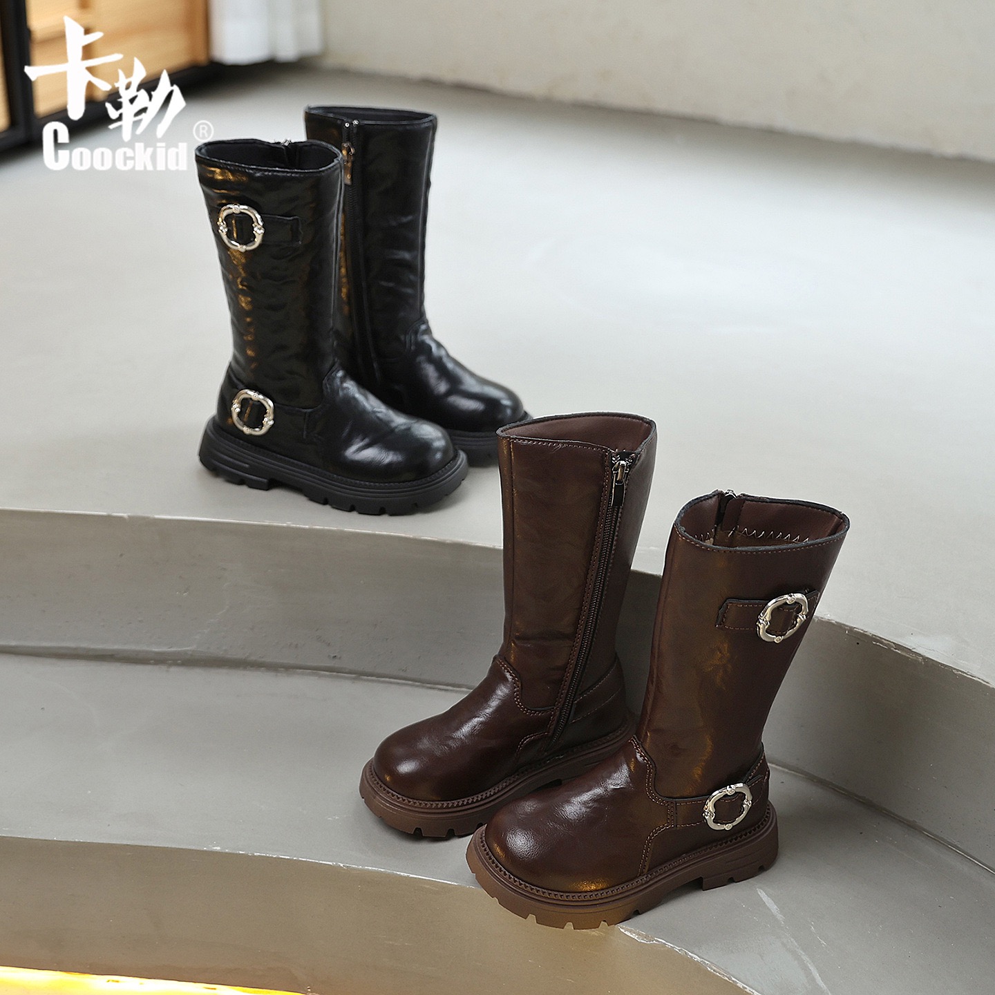 女童长筒靴2025冬季新款儿童马丁靴复古皮靴女孩长靴走秀高筒靴潮