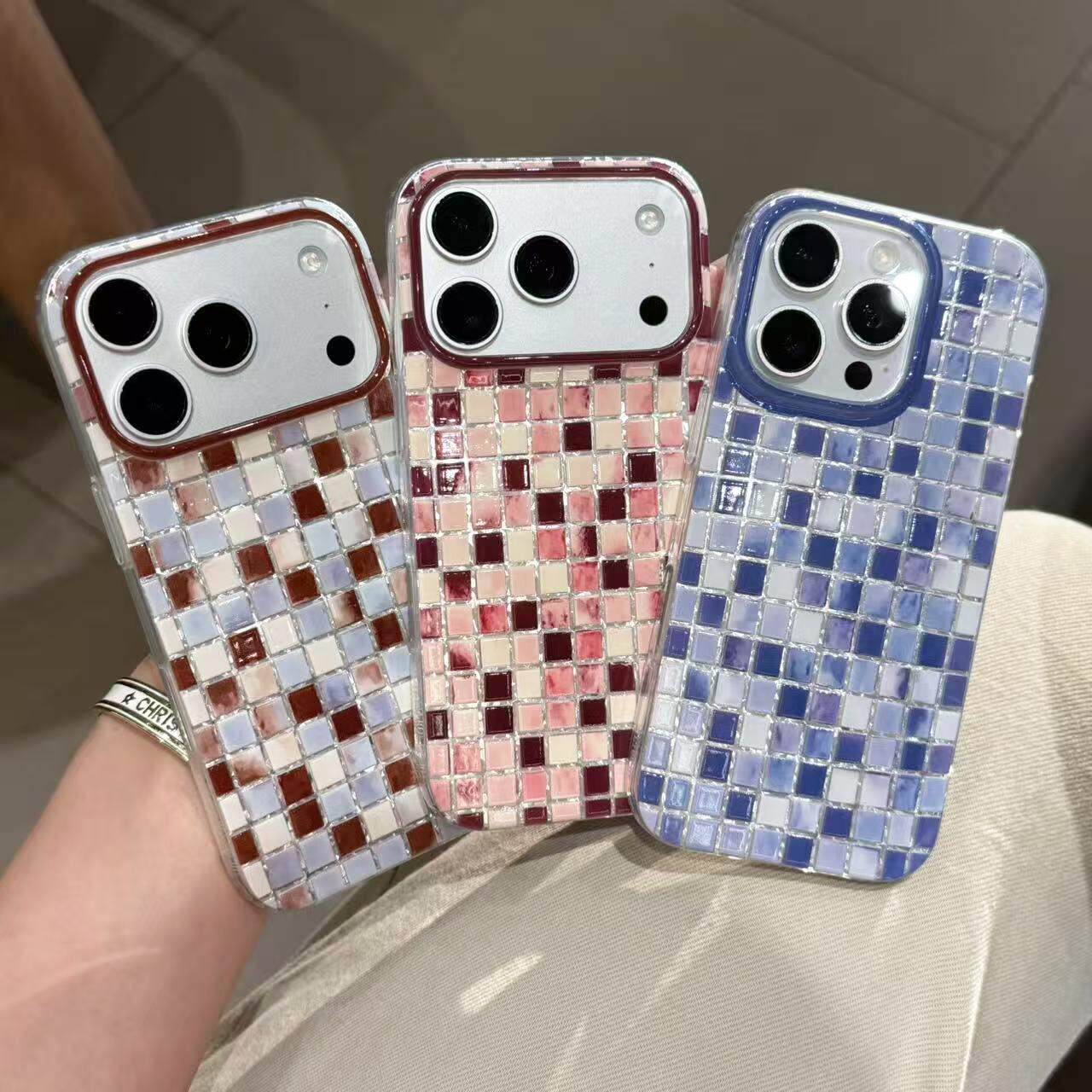 复古撞色棋盘格适用于苹果18promax钻石纹大孔手机壳iPhone16pro/17女款时尚15promax/14/13创意12/11保护套
