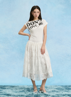 SOFITTE 25SS白色斑驳做旧印花不对称设计感蕾丝裁剪拼接连衣裙