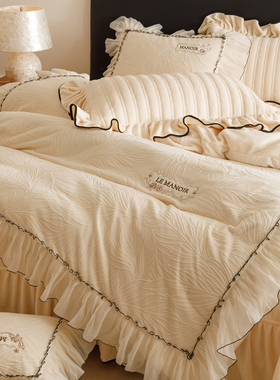 法式床盖款雕花牛奶绒四件套保暖蕾丝被套加绒加厚公主风床品冬季