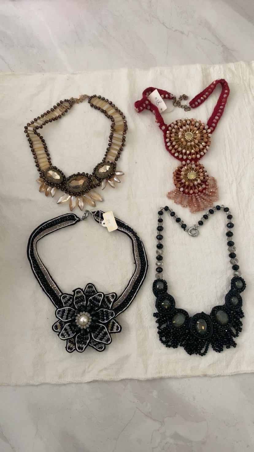 青岛美饰夸张手编玻璃珠流苏老货微氧化不退换项链A8