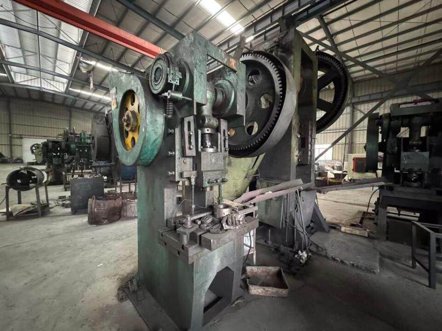 4月4日南充变卖35T开式单点冲床网络拍卖公告