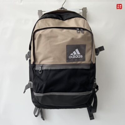 光雨体育-阿迪达斯 男女同款经典 大容量运动休闲双肩背包IW9801