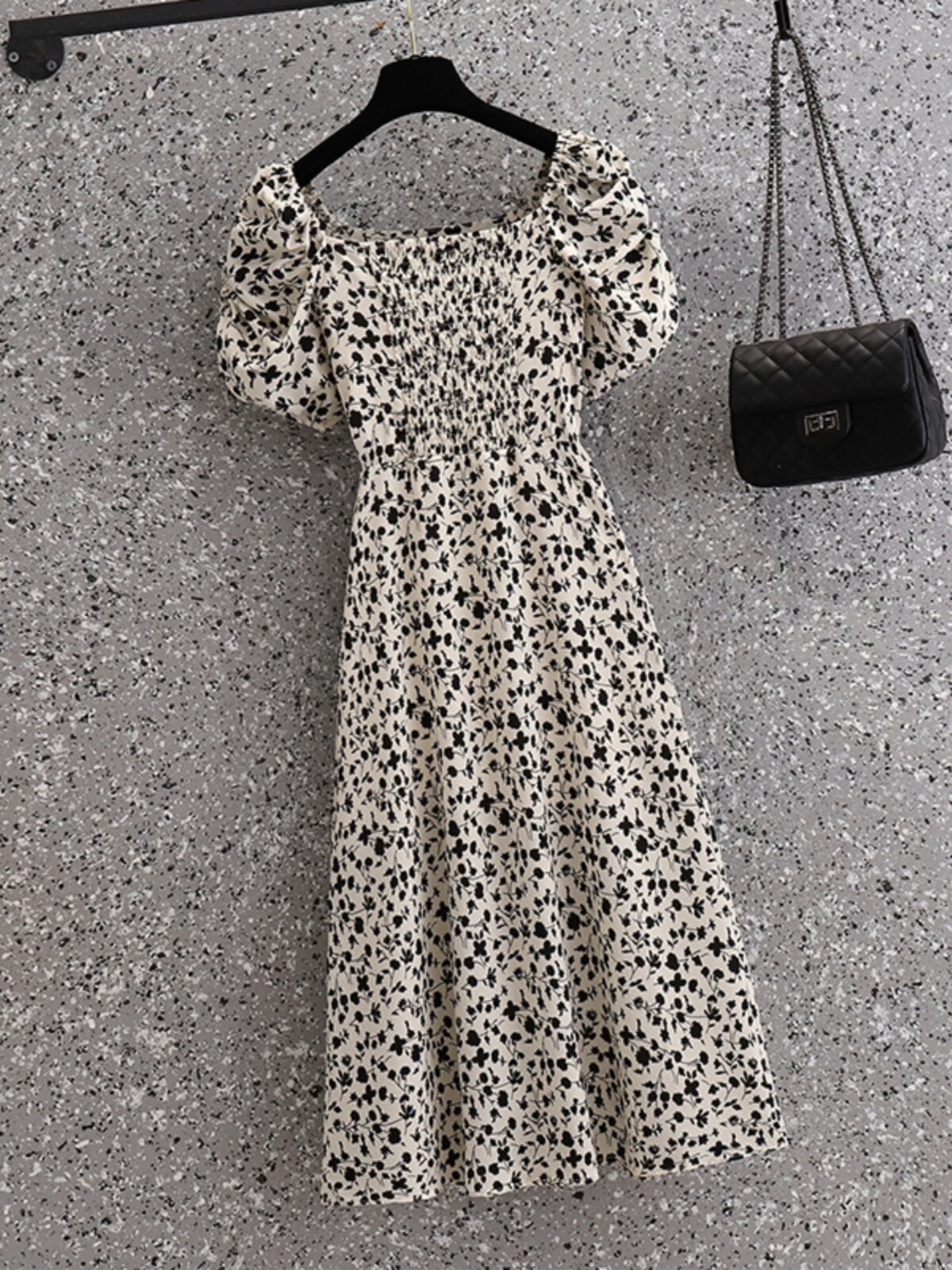 수유원피스 여름 반팔 외출 중간길이 꽃무늬 패셔너블 슬림 플러스 사이즈 핫맘 산후 수유 롱원피스 트렌디