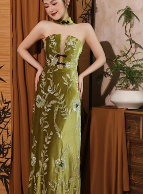 新中式晨拍礼服女新娘法高级感抹胸晚礼服绿色敬酒服宴会连衣裙长