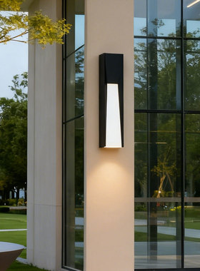 现代简约LED户外壁灯黑色方形竖长造型防风庭院灯