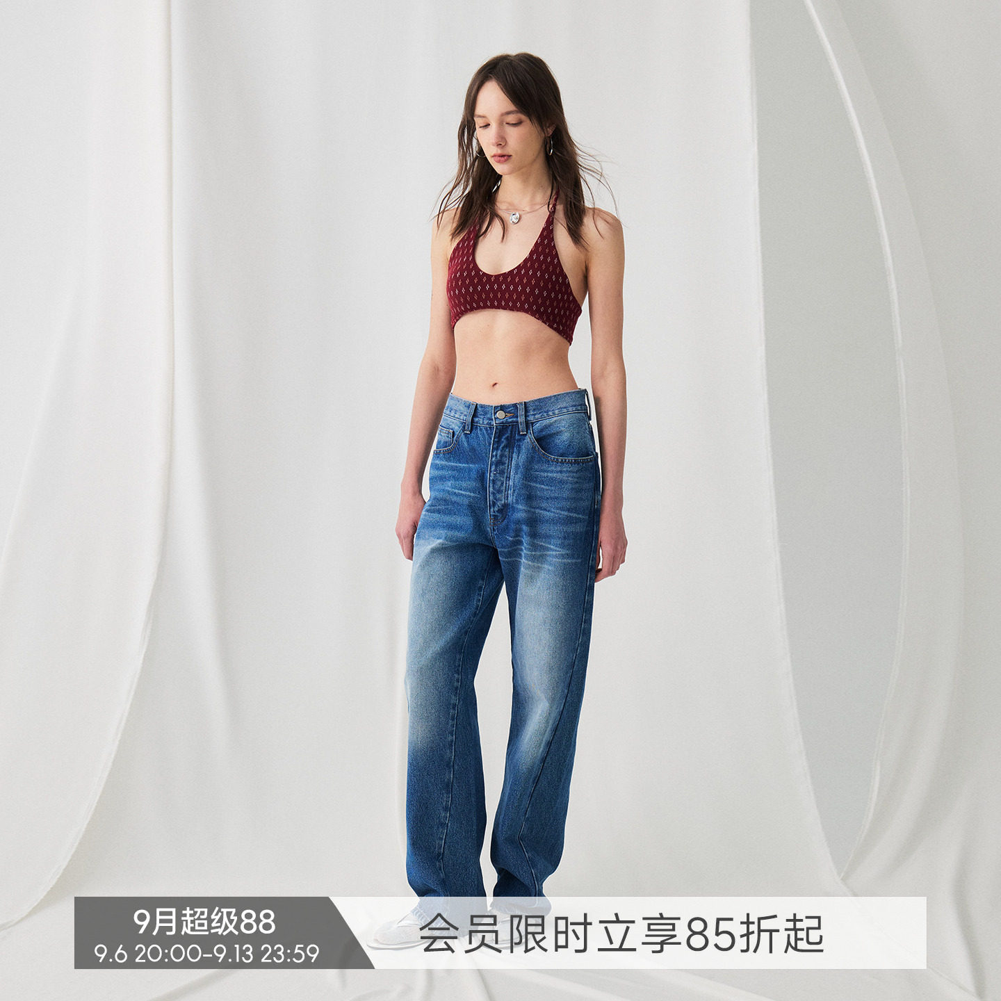 BiLLconch复古花形U领挂脖吊带