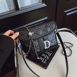 2025新款菱格链条包女包高级感小众设计单肩斜挎包黑色包腋下包