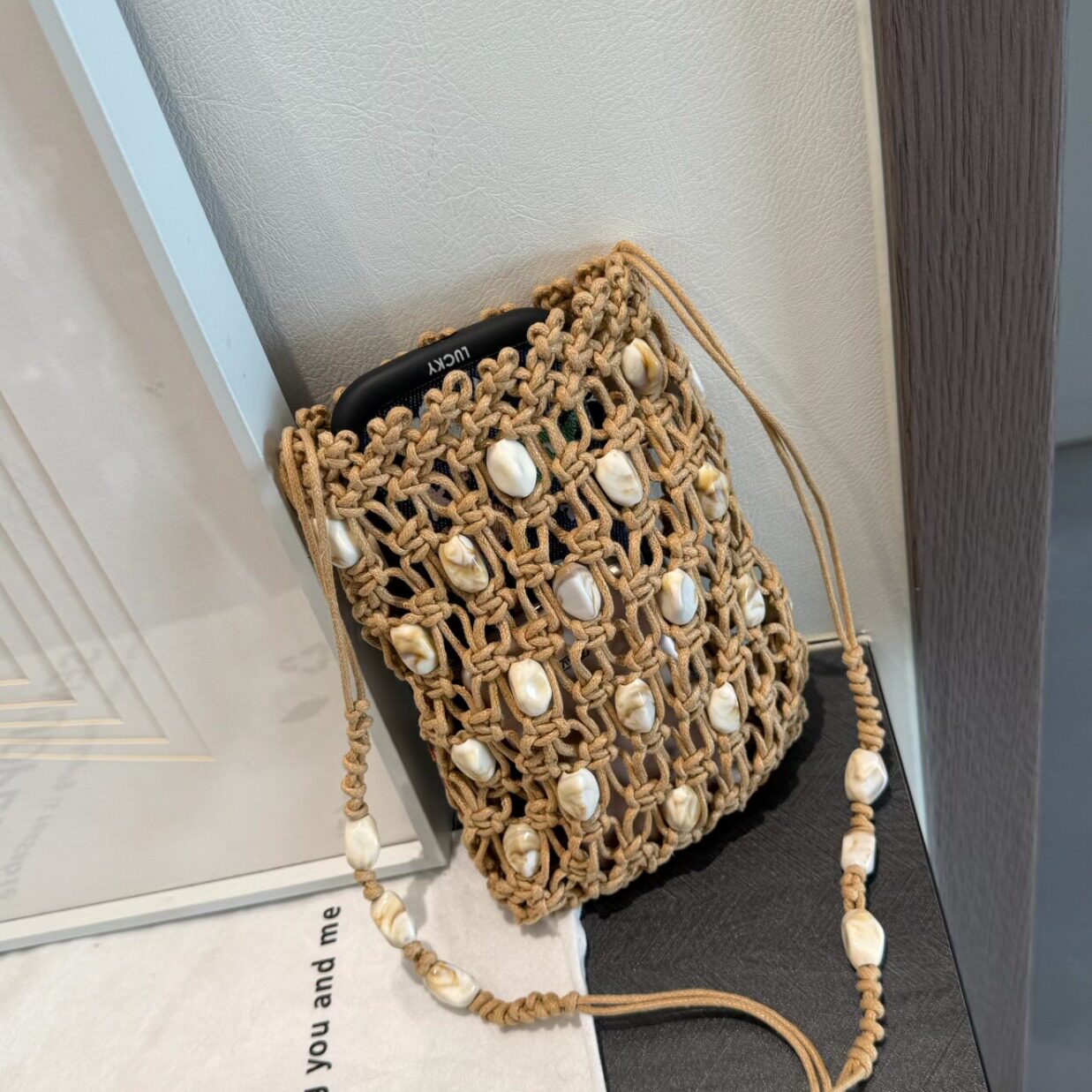 时尚编织串珠包女镂空手机包百搭沙滩度假斜挎包手工钩织逛街小包