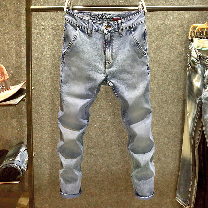 浅蓝色夏季牛仔裤男百搭斜口袋小脚裤高街时尚刺绣修身直筒裤薄款