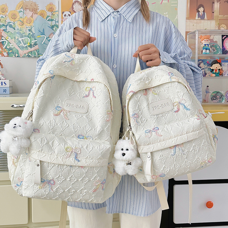 书包小众设计高颜值旅游百搭少女书包大容量初中高中小学生双肩包