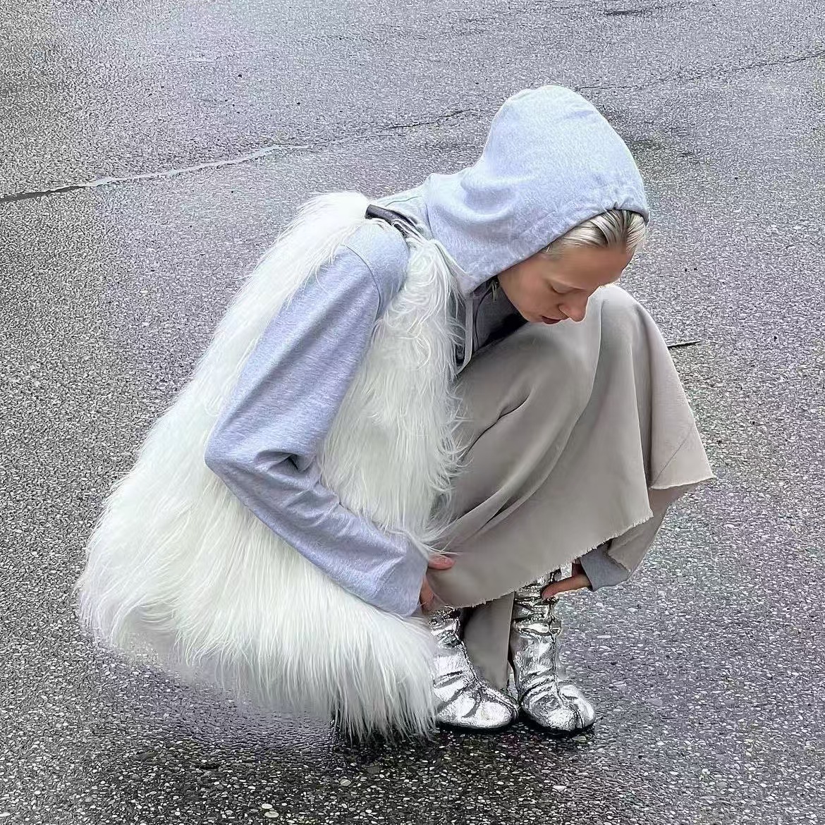 Y2K同款水毛大容量单肩托特包长毛绒仿皮草千禧辣妹包街头包道具