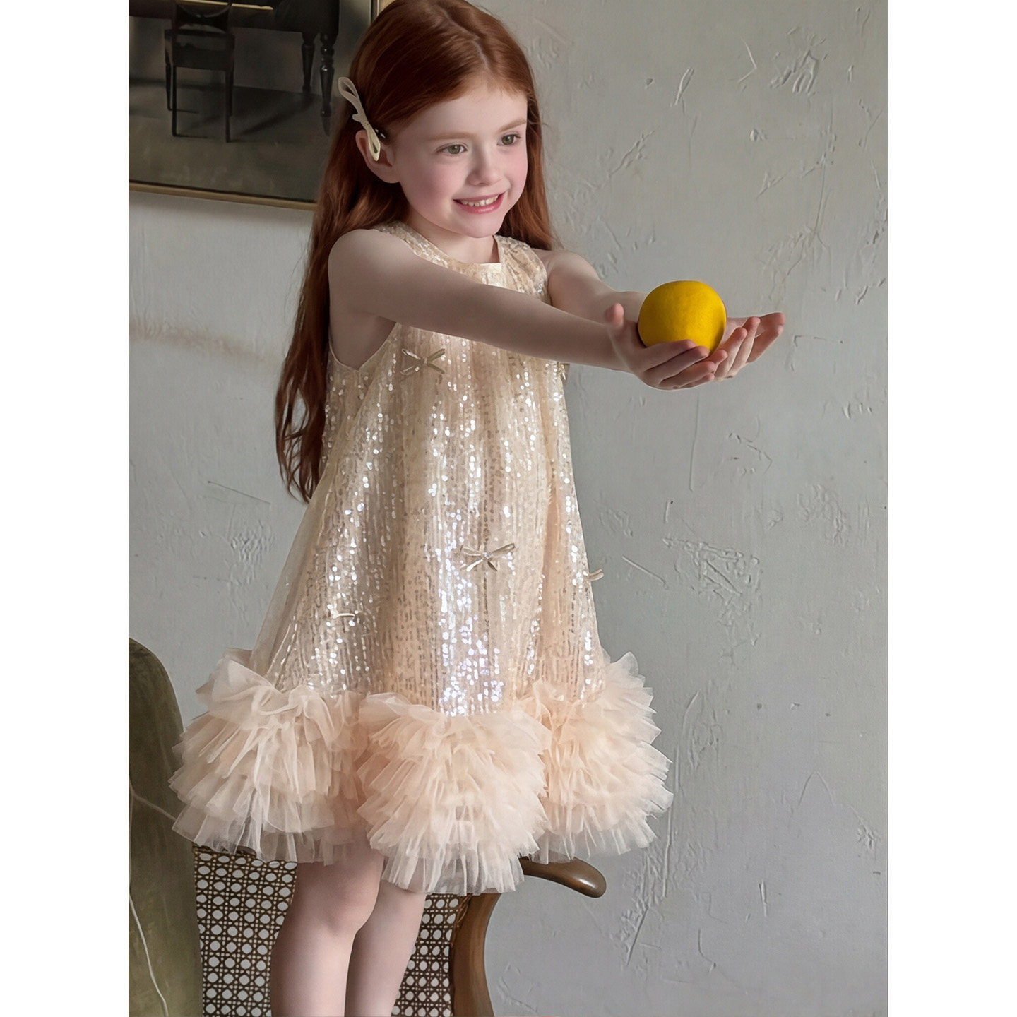 女童连衣裙2026新款中小儿童韩版洋气亮片蝴蝶结网纱蓬蓬公主裙