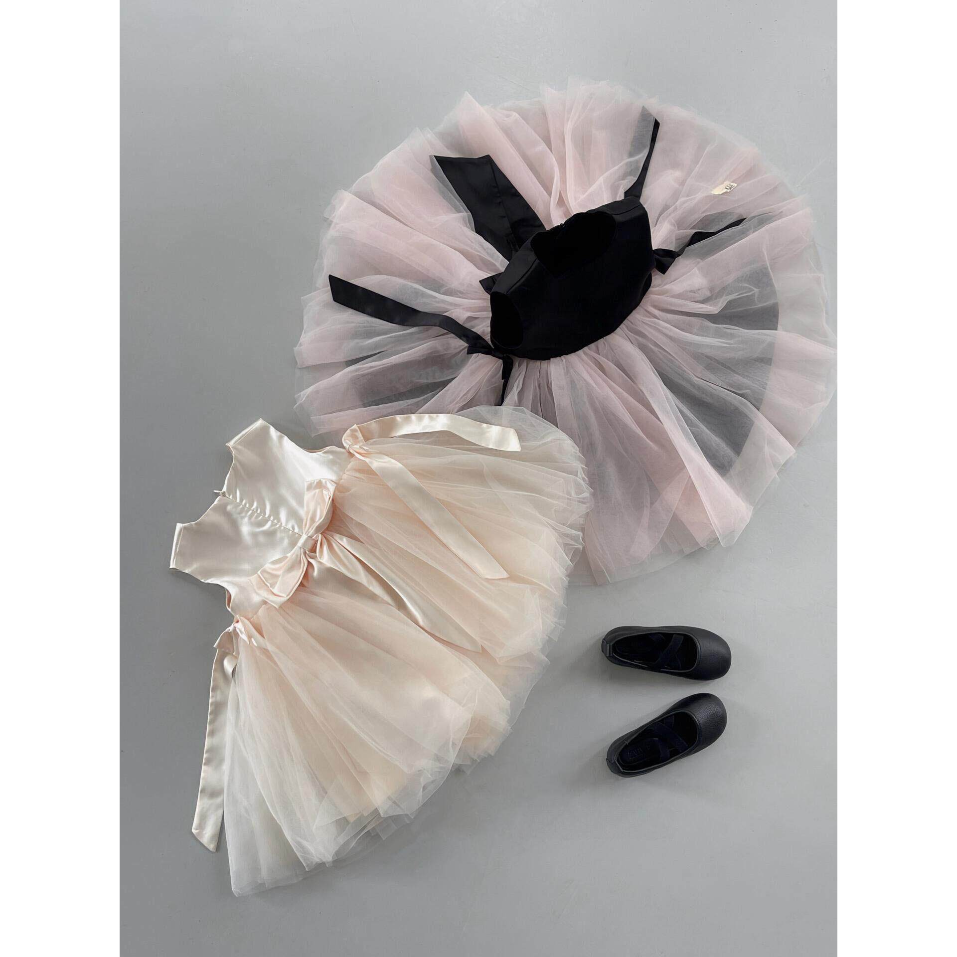 女童网纱拼接连衣裙女宝宝周岁生日礼服芭蕾风蝴蝶结公主裙背心裙