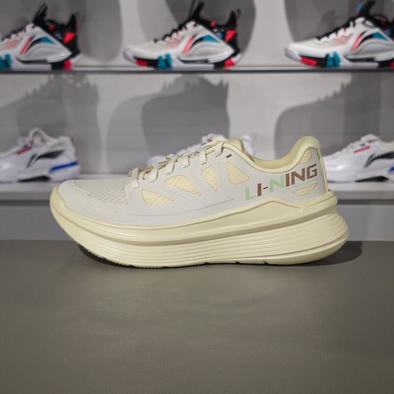 李宁凌越休闲慢跑鞋2024秋季新款女子反光透气低帮运动鞋ARSU098