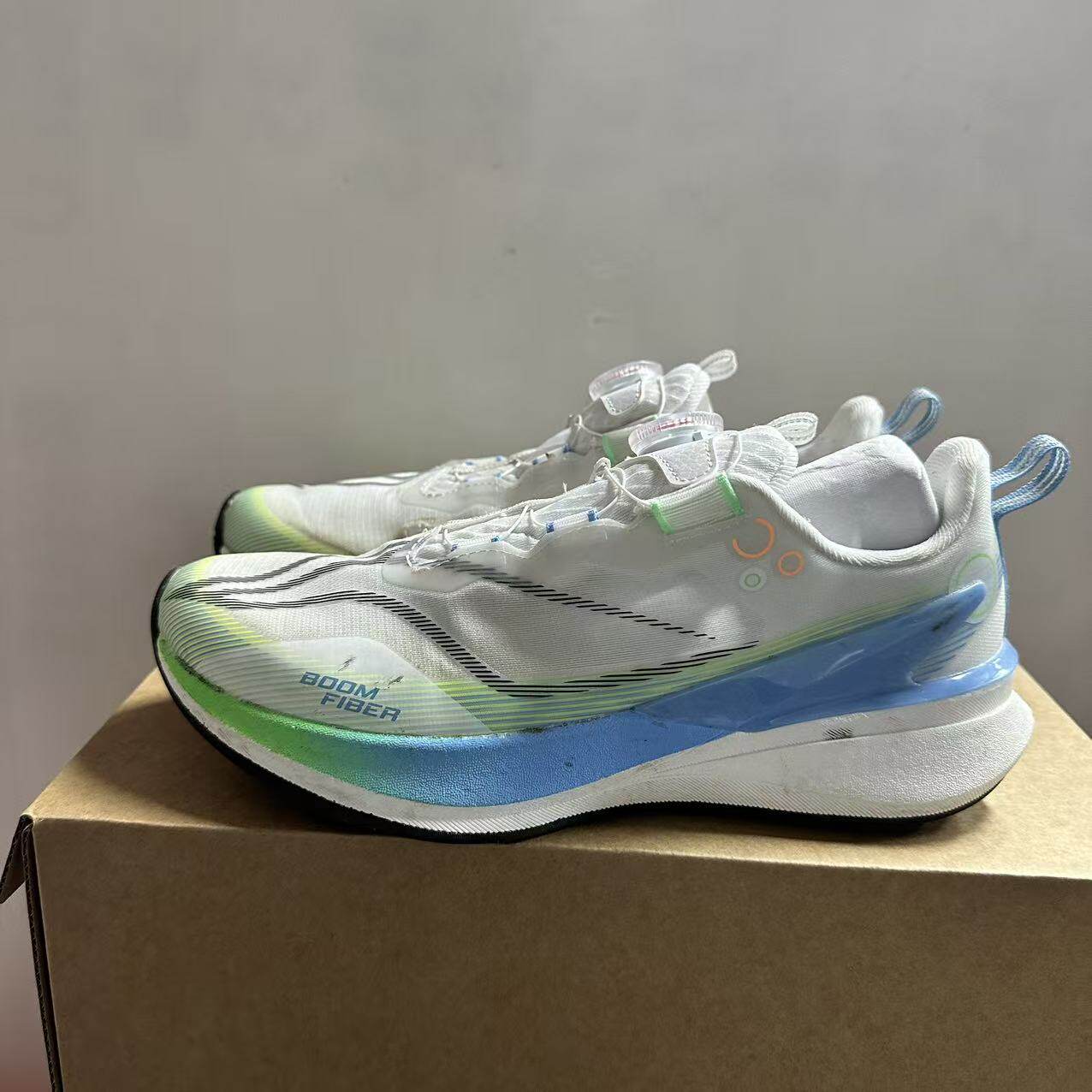 （瑕疵门店样鞋）李宁运动赤兔8Pro大童鞋透气跑鞋YKFV028