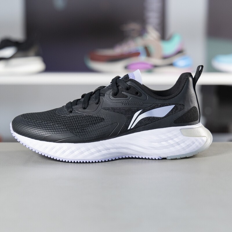 李宁跑步鞋2024夏季新款女子时尚潮流透气百搭休闲慢跑鞋ARSU112