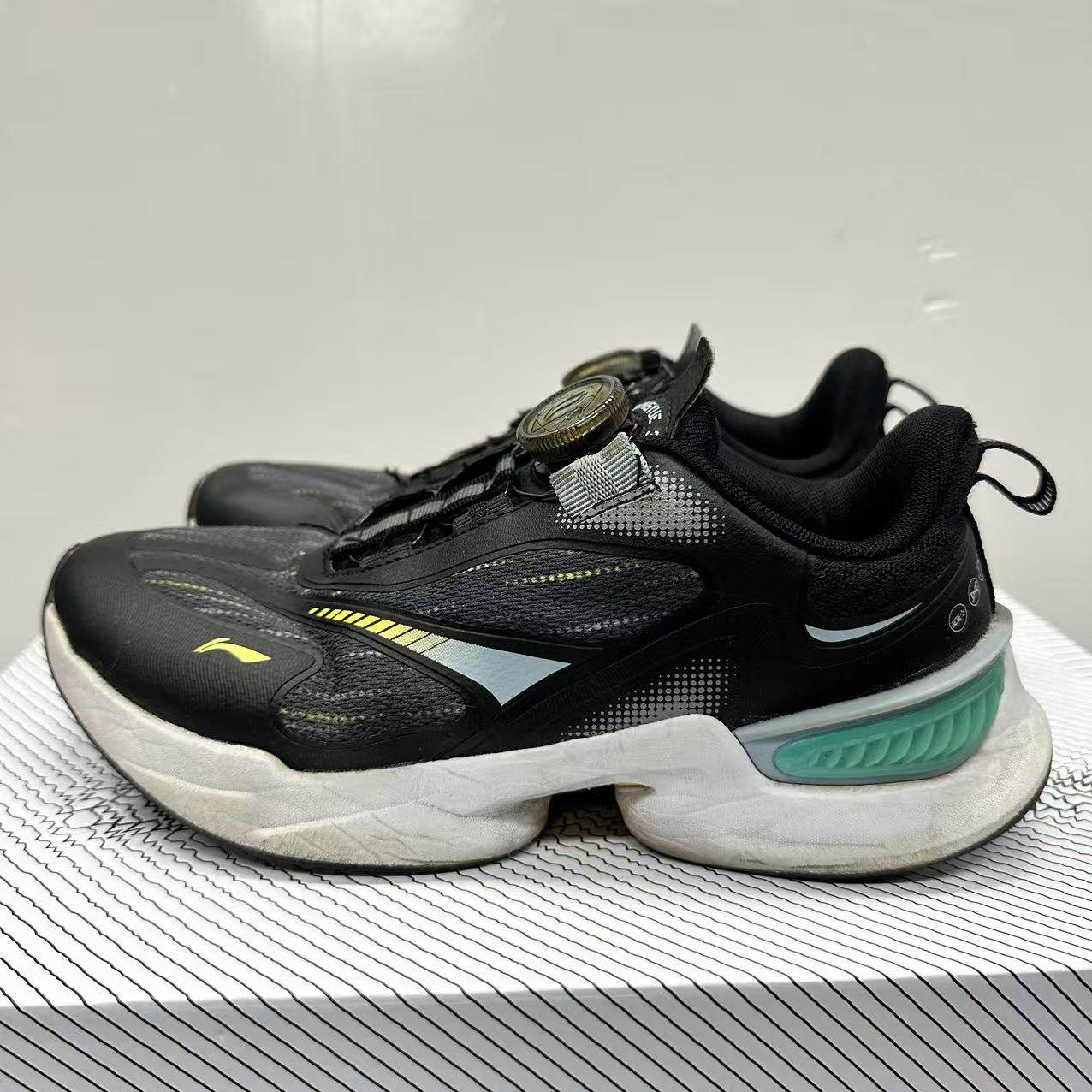 （瑕疵门店样鞋）李宁童鞋男女大童轻便旋转纽扣休闲鞋YKCU120,运动鞋new,板鞋,淘宝优惠券,粉丝福利购,淘宝优惠卷