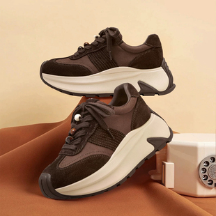 娜娜甄选2025新款 89126 女士老爹