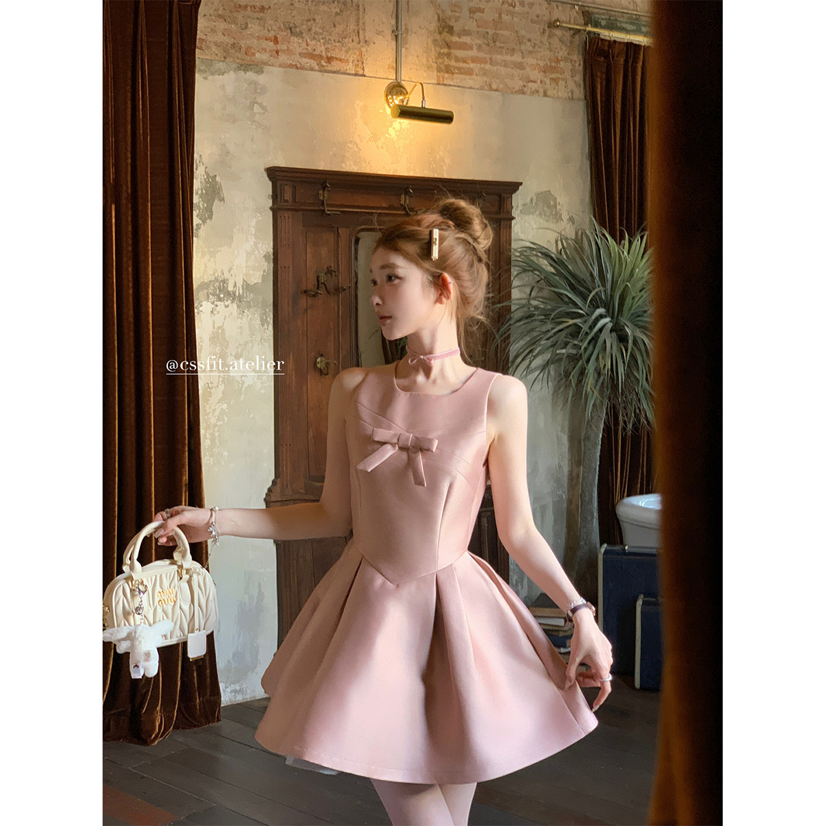 迟伞伞25/ss超贵感公主礼赞 缎面三文鱼粉蝴蝶结蓬蓬纱无袖连衣裙,女装/女士精品,连衣裙,淘宝优惠券,粉丝福利购,淘宝优惠卷