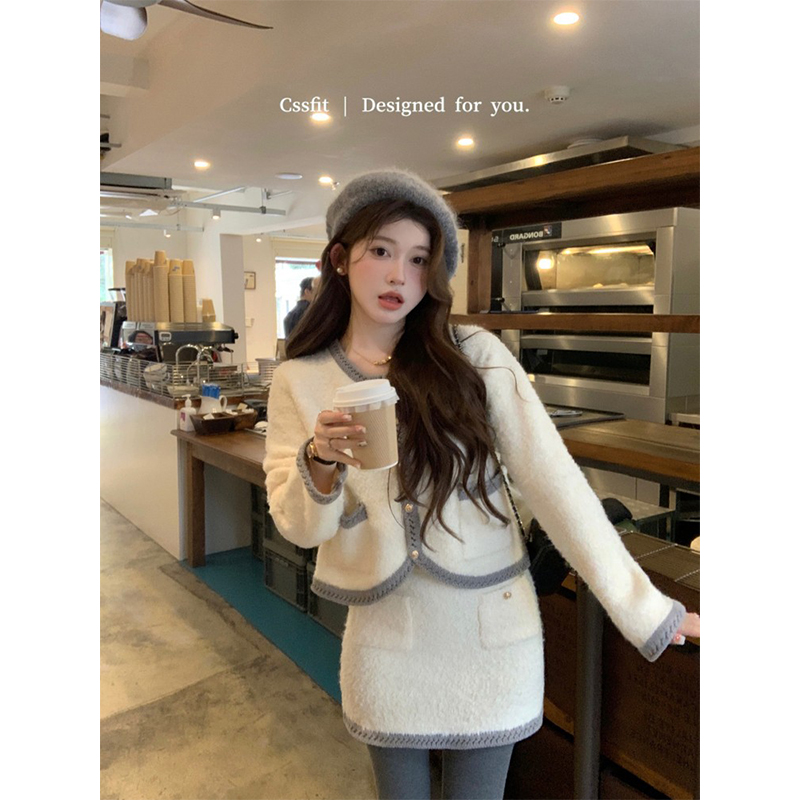 迟伞伞 冬日初霁 编织拼色针织上衣半身裙套装女 贝尔粉/雪绒白