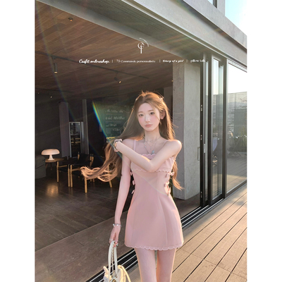 迟伞伞独家款腰部镂空粉吊带裙