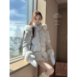 90白鸭绒真狐狸毛定染baby蓝手套羽绒服 白雪Ashley 迟伞伞25