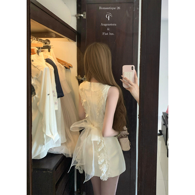 迟伞伞后背系纱白色无袖背心裙