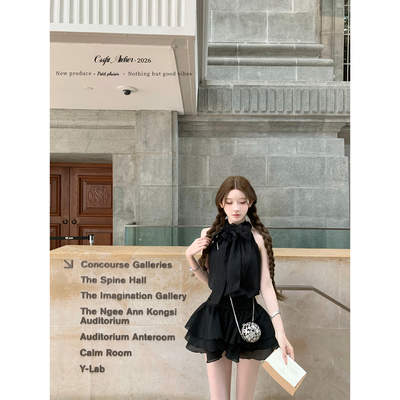 迟伞伞小香山茶花系带挂脖连衣裙