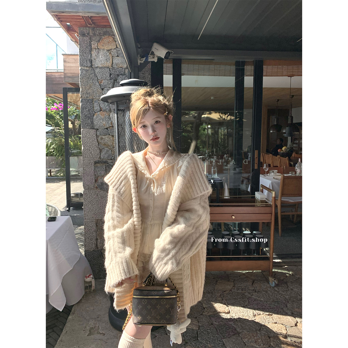 迟伞伞麻花翻领开衫套装