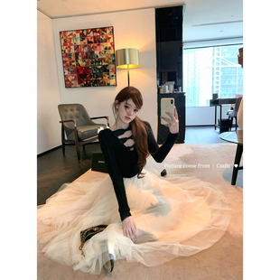 迟伞伞26/ss 清水杏子 两色绞花缎面蝴蝶结千金感镂空针织上衣女