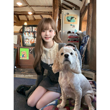 迟伞伞25/fw 巴黎恋书 手工钉珠蝴蝶结羊驼毛上衣撞色短裙套装女