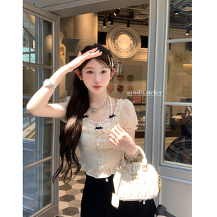 迟伞伞 乖乖牌的秘密 少女感挂脖蕾丝蝴蝶结拼接假两件泡泡袖上衣