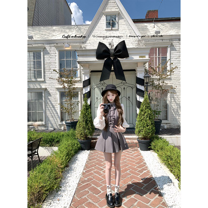 迟伞伞25/ss 雾岛颂歌 灰色翻领木耳边无袖蝴蝶结气质背心裙短裙