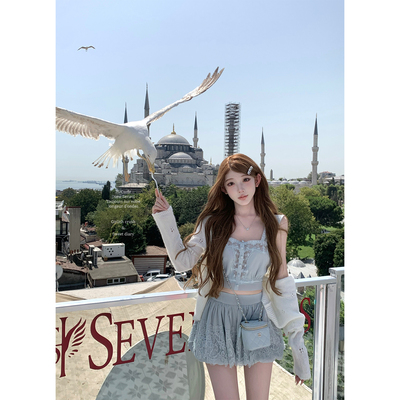 迟伞伞蓝灰色蕾丝拼接上衣裙裤