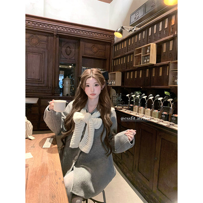 迟伞伞羊毛灰大衣少女感A字外套