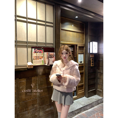 迟伞伞桃粉真獭兔毛连帽皮草外套