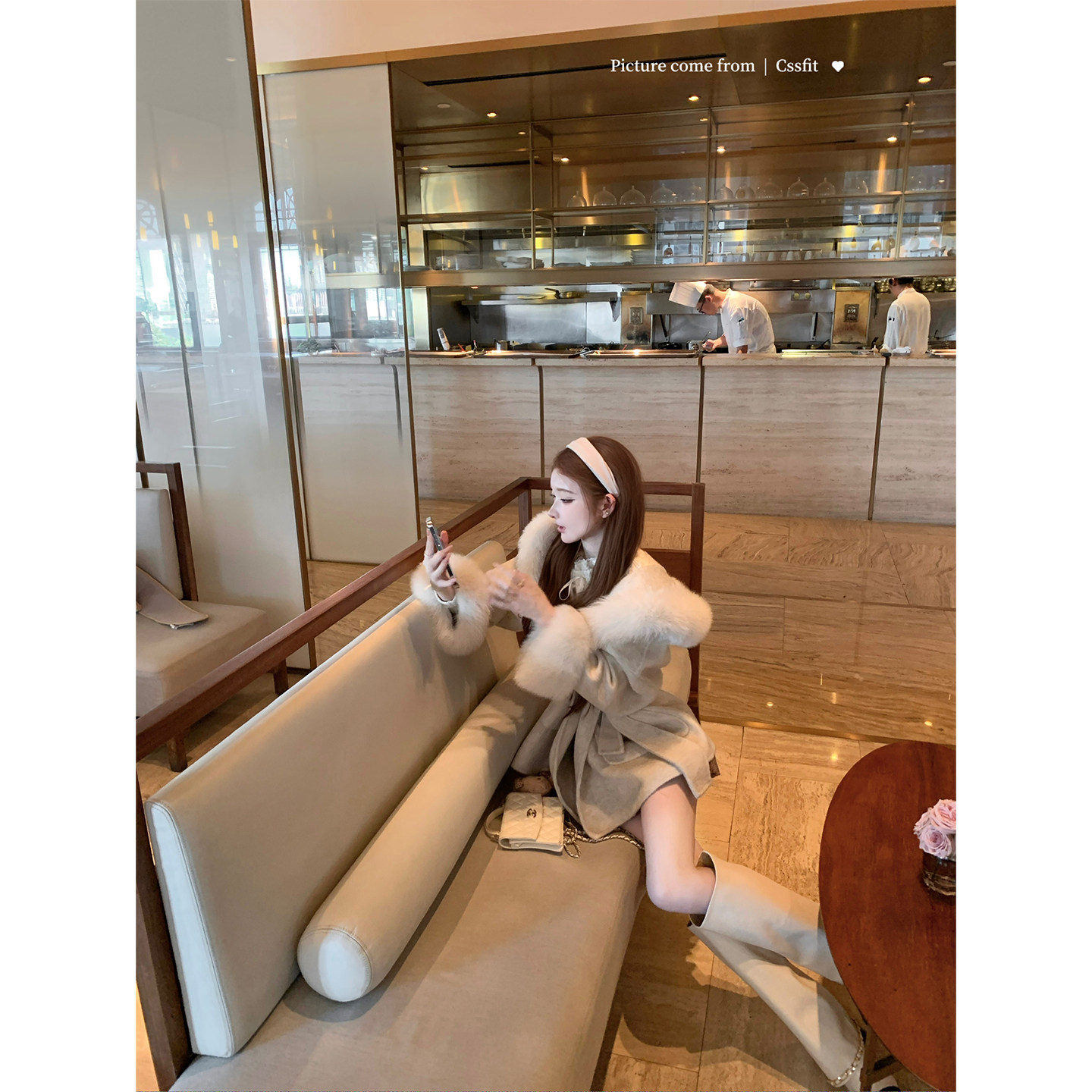 迟伞伞羊毛双面呢狐狸毛领大衣