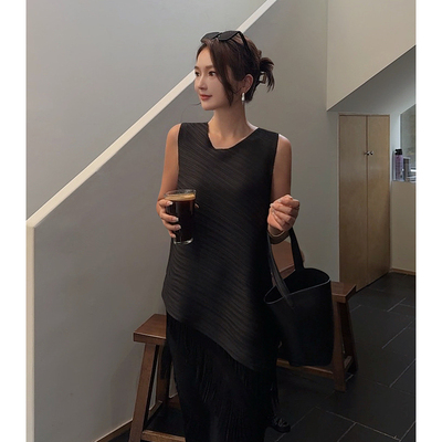 MISS RUILI定制  新款三宅风褶皱设计感不规则宽松无袖背心F2172