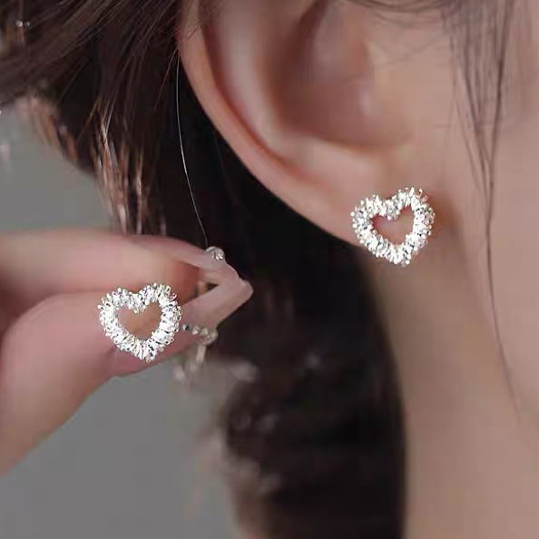 MISSRUILI定制镂空甜美耳钉