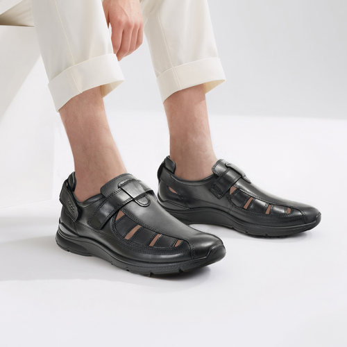 ECCO爱步男士透气牛皮凉鞋