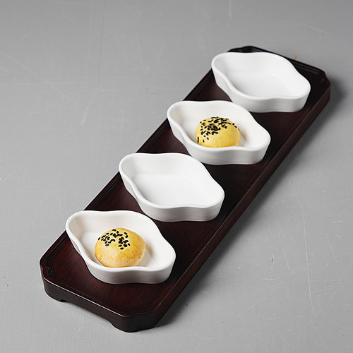 小菜碟中餐位上冷菜开胃菜碟子