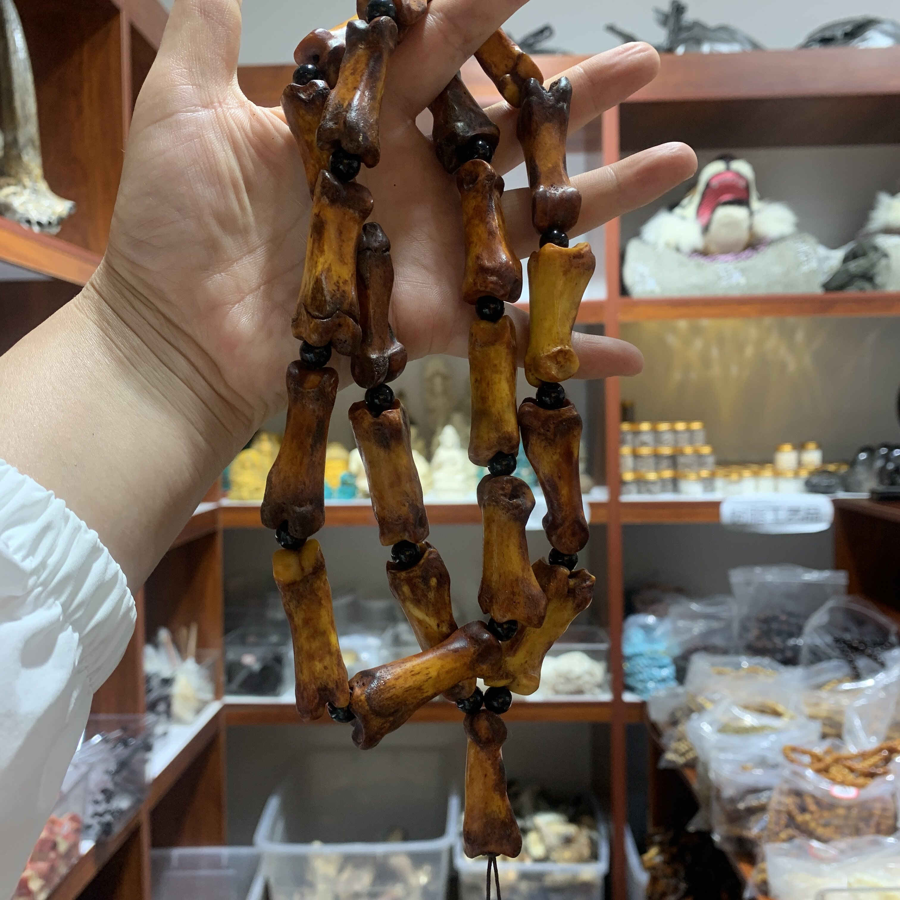 骨雕骨头手把件念珠车挂吊坠脖挂驼骨做旧无事牌吊坠文玩手串佛珠