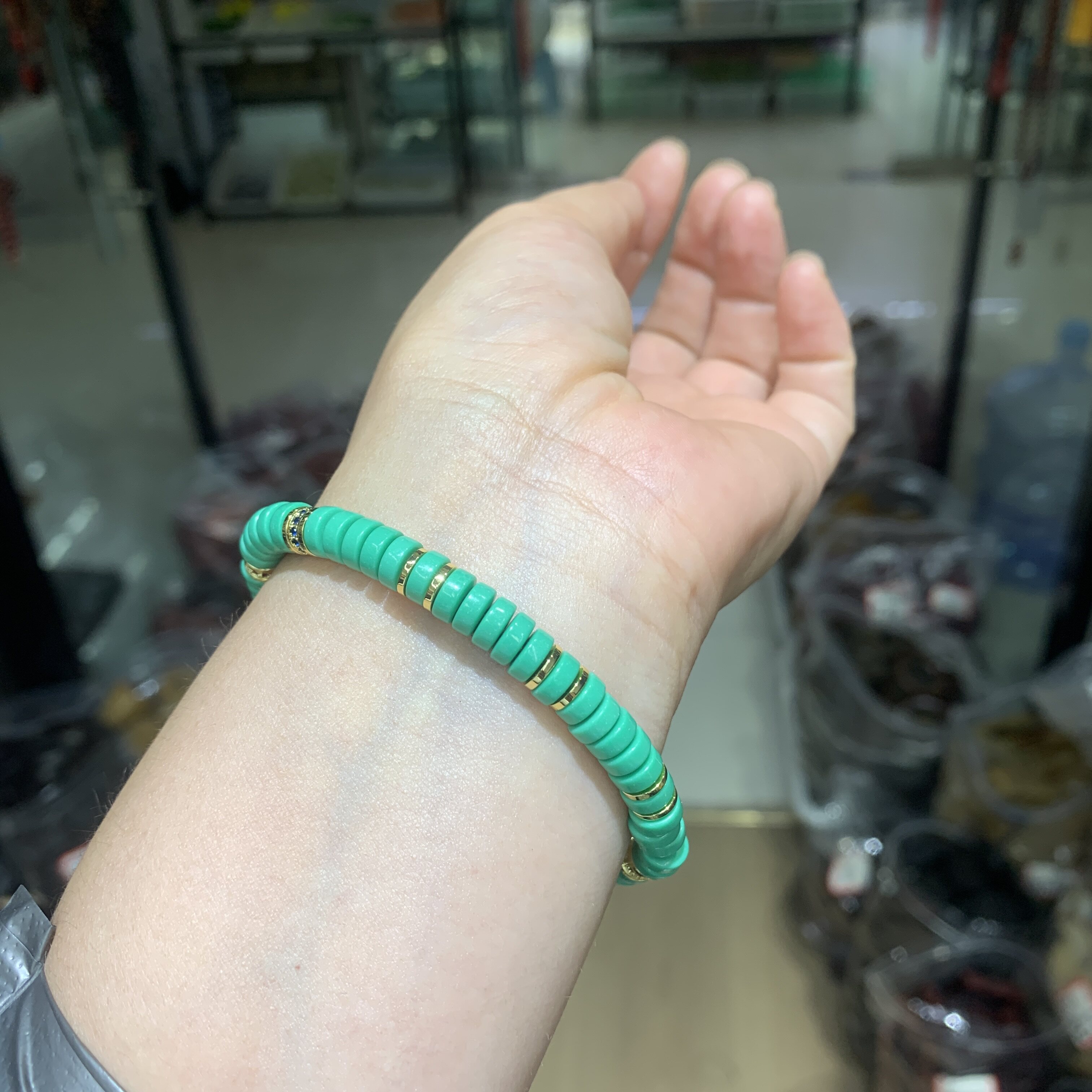 天然原矿绿松石手串新中式国风高瓷蓝绿色珠串手链叠戴女款素圈
