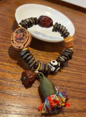 达拉干沉香单圈手链搭配桃核诸事顺利阿拉善蛋糕紫檀红枣